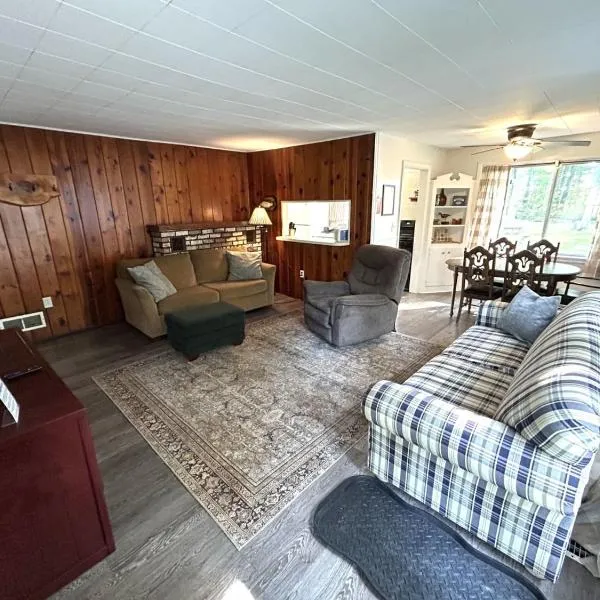 Hidden Haven Cottages, hotel u gradu 'Lake City'