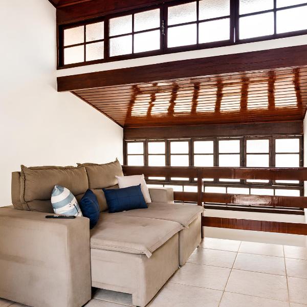Duplex 2 quartos para 6 no Peró, Cabo Frio, com suíte, estacionamento, cozinha equipada e Smart TV, perto da Ilha do Japonês, Praia das Conchas e Rua dos Biquínis - Foto 5
