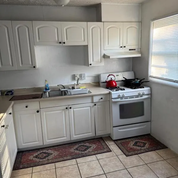 Cozy cottage- walk to Speedway, viešbutis mieste Indianapolis