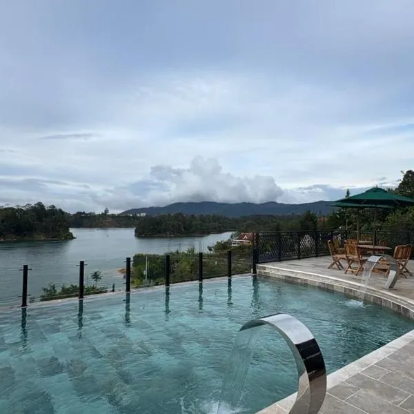 Bahia Serena Guatape, hotel en Guatapé