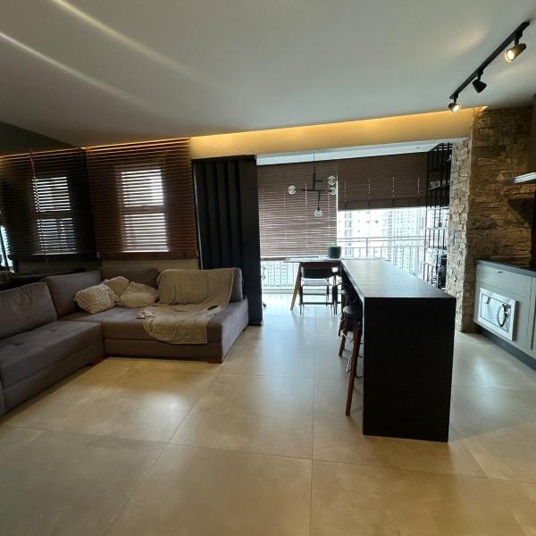 Studio moderno e localização privilegiada
