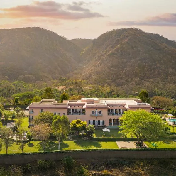 Ramgarh Lodge, Jaipur – IHCL SeleQtions, hotel in Jaipur