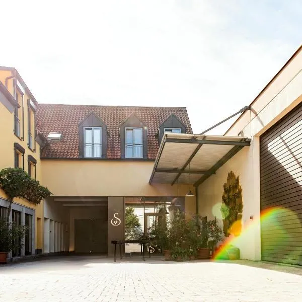 Pension Weingut Schwab, hotel u gradu 'Thüngersheim'