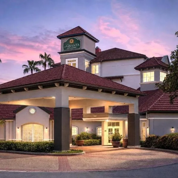 La Quinta by Wyndham Tampa Brandon Regency Park, hotel in Brandon