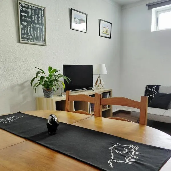 De Cá - suite com acesso independente e kitchenette, hotelli kohteessa Lousã