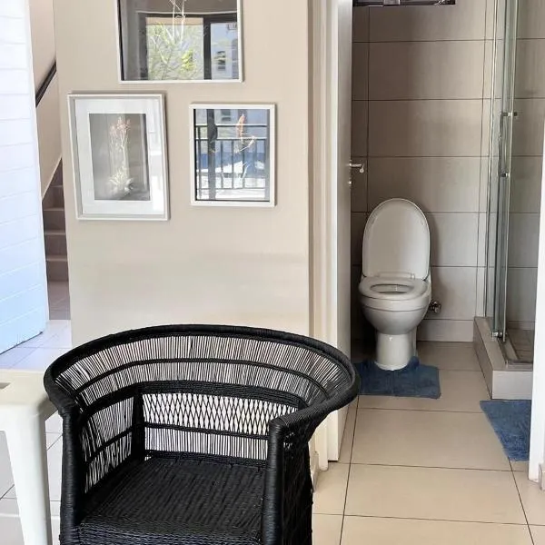 Modern Heritage Condo, hotel i Fourways