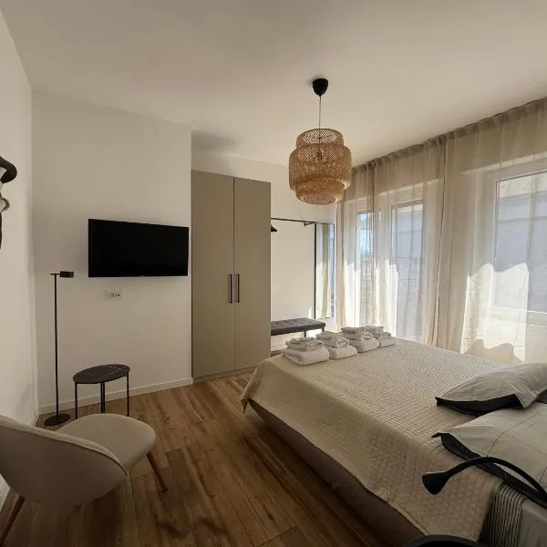 Alta Terrace - Warm Apartment with Large Terrace, hotel in Seriate