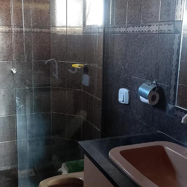 Quarto 31 privativo no centro rio Verde - Foto 2