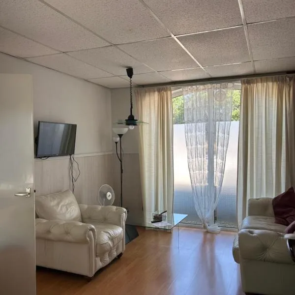 Vredig Toeven, hotel en Klaaswaal
