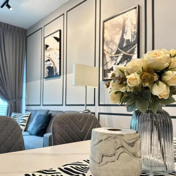 Mid Valley Southkey JB, 3BR, WIFI, 7 mins to CIQ , 5-6pax, хотел в Джохор Бахру