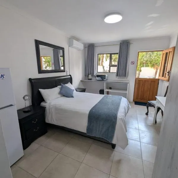 Halo House – hotel w mieście Graaff-Reinet