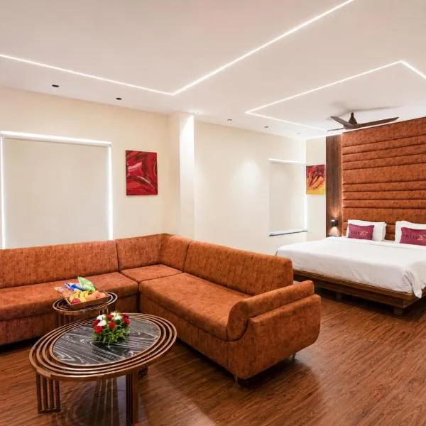 Stayzo Scheme 114, Vijay Nagar, Hotel in Indore