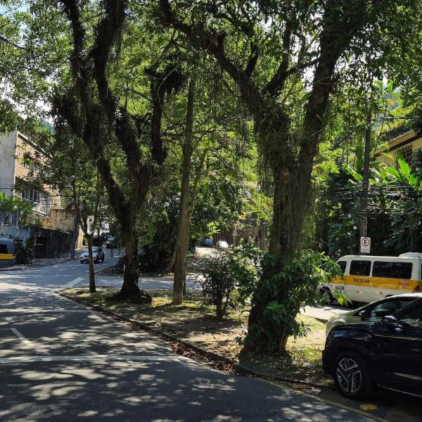 Conforto e privacidade próximo a PUC