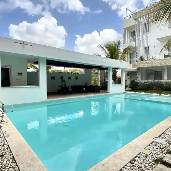 Elegant 2 Bedroom Apartment with Pool, hotel a La Laguna