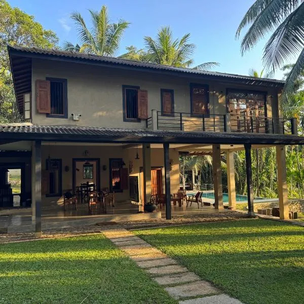 Cinnamonhouse Villa, hotel sa Poregedara