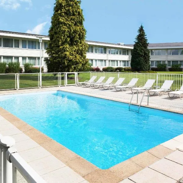 Novotel Lille Aéroport, hotel em Lesquin