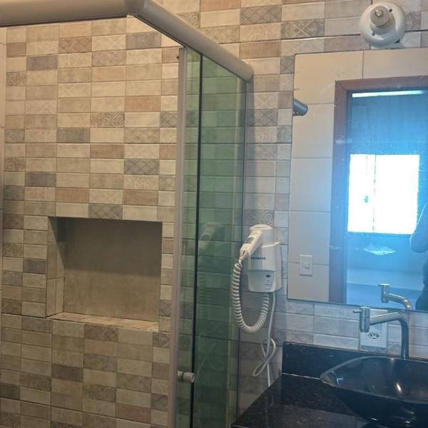A Casa Paradisiaca Total 5 Quartos , Ofuro Super Quente e Piscina Super Quente Hidro e Lareira E Roupa de Cama Incluso Parcelamos até em 12x No Cartão de Crédito Sem Juros Aceitamos PET - Foto 3