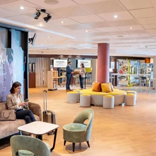 Mercure Paris Massy Gare TGV, hotel en Massy