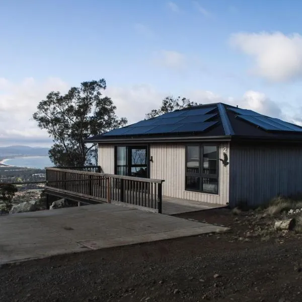 Mount Rumney Escapes Seaview House 2 - Eagle House, hotelli kohteessa Mount Rumney