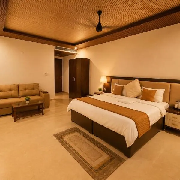 Hotel Chandraa Celebration ISBT Dehradun, hotel v destinácii Dehradun