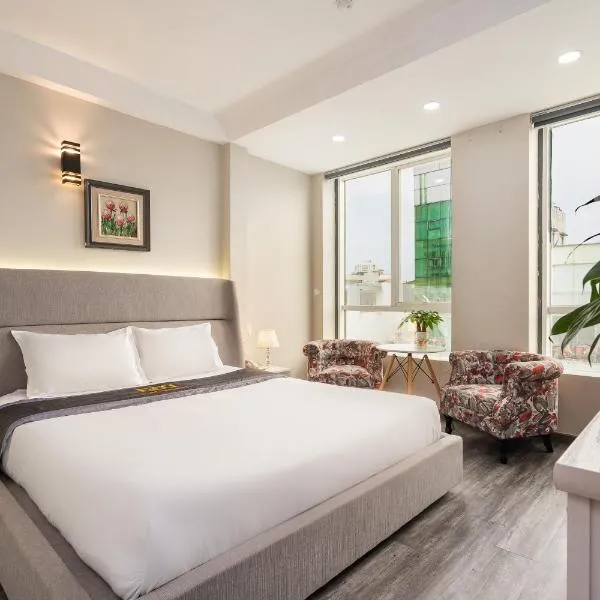 Lai Hotel Phu Nhuan - Near Tan Dinh Church & District 1, hotel in Ho Chi Minh City