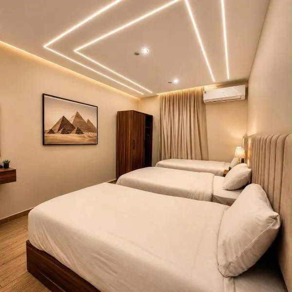 Pyramids hotel& free pick up, hotel al Caire