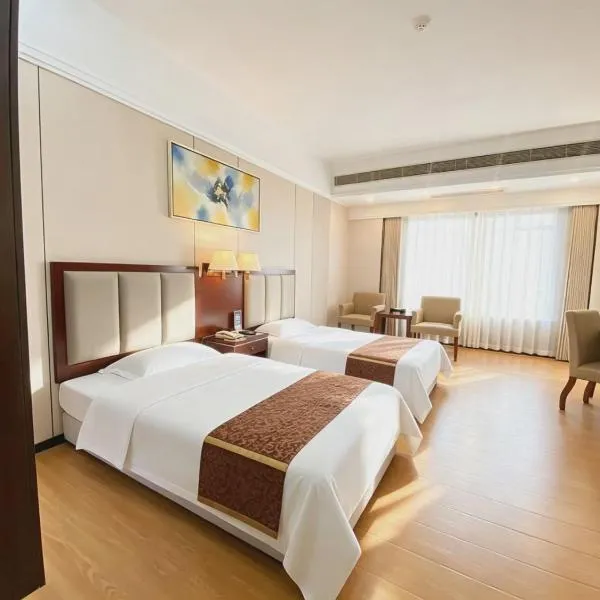 Yinfeng Hotel Guangzhou North Station Branch, Huacheng Road Subway Station Branch, hotel in Huadu