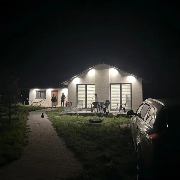 Chill and Grill - Modlin Airport Apartamenty na wynajem, hotell i Wola Smolana
