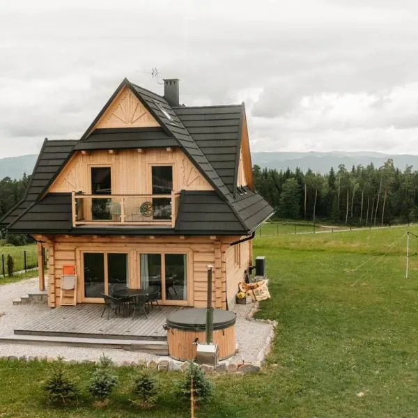 Horizont House - domki z prywatnymi baliami oraz ogólnodostępną sauną - IZBY PODHALAŃSKIE, hotel in Dursztyn
