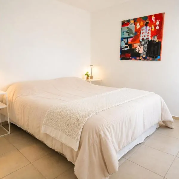 Temporario Sur, Depto ideal familias con cuna Pet-friendly, zona IUPA, hotel a General Roca