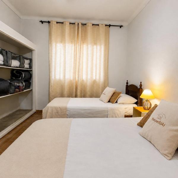 Casa completa com dois quartos e ótima localização