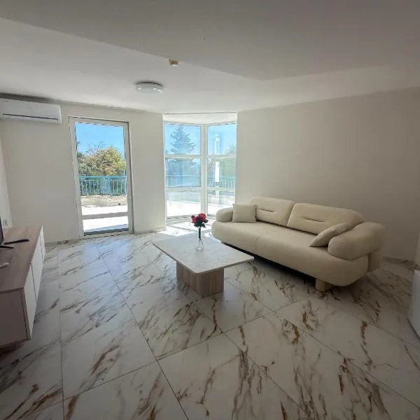 Hotel & Rehabilitation Center St George, hotel din Pomorie