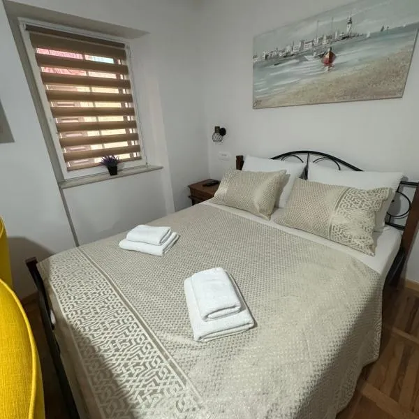 Apartments Casa 300, Hotel in Piran