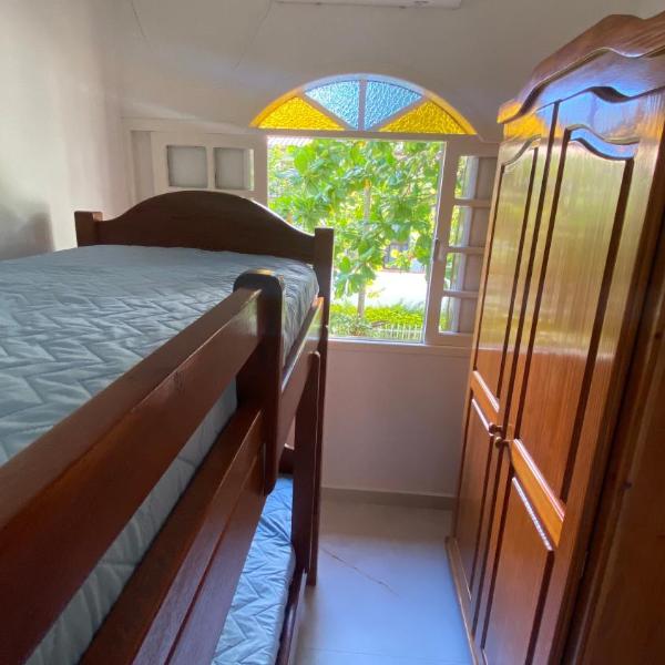Residencial Sombreiro - a 50 m da praia - Foto 2