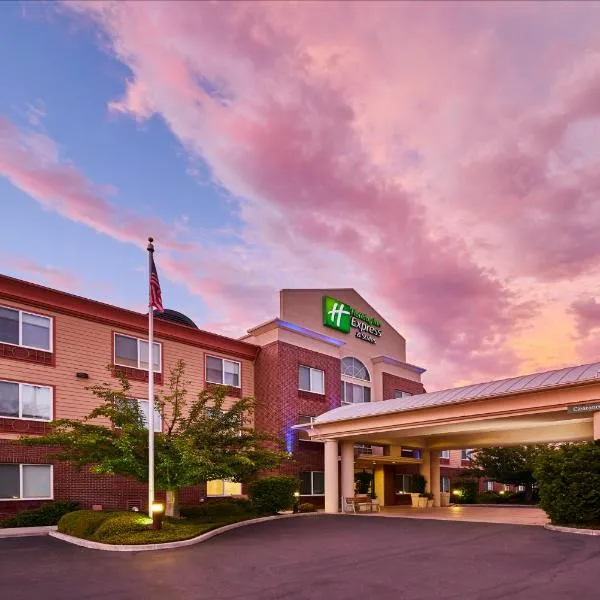 Holiday Inn Express Hotel & Suites Medford-Central Point by IHG, hotelli kohteessa Central Point