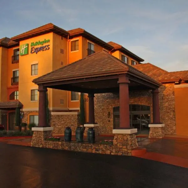 Holiday Inn Express Hotel & Suites El Dorado Hills by IHG, hotel v destinácii El Dorado Hills