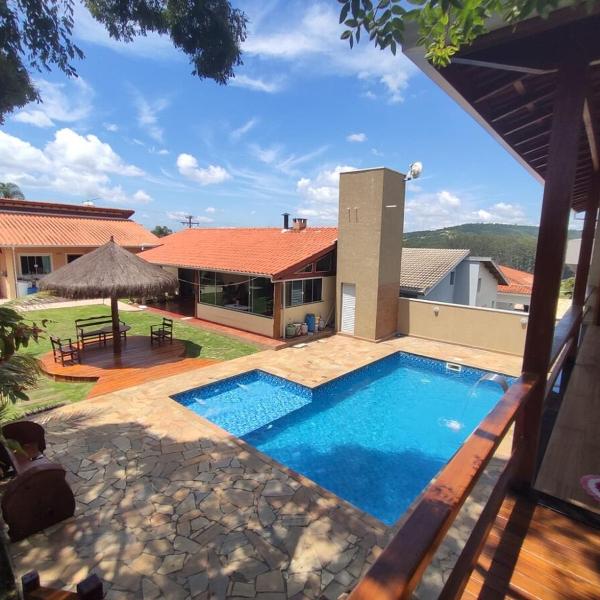 Chácara com Piscina aquecida para ate 18 pessoas em Atibaia