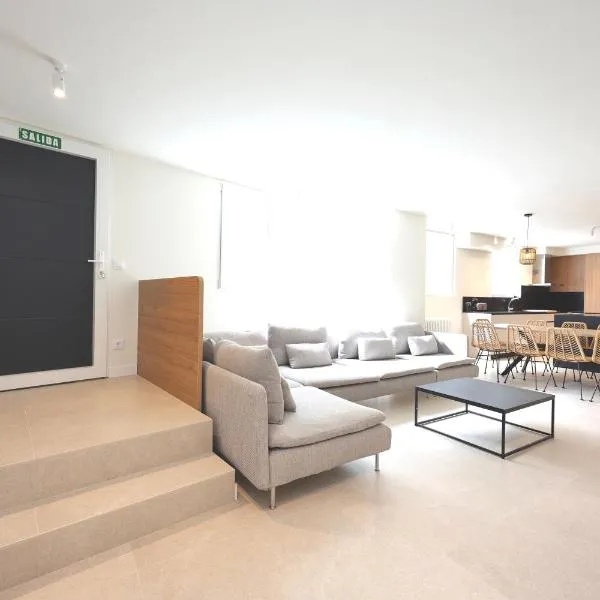 Noteliving - Amplio y urbano, hotel v destinácii Santander