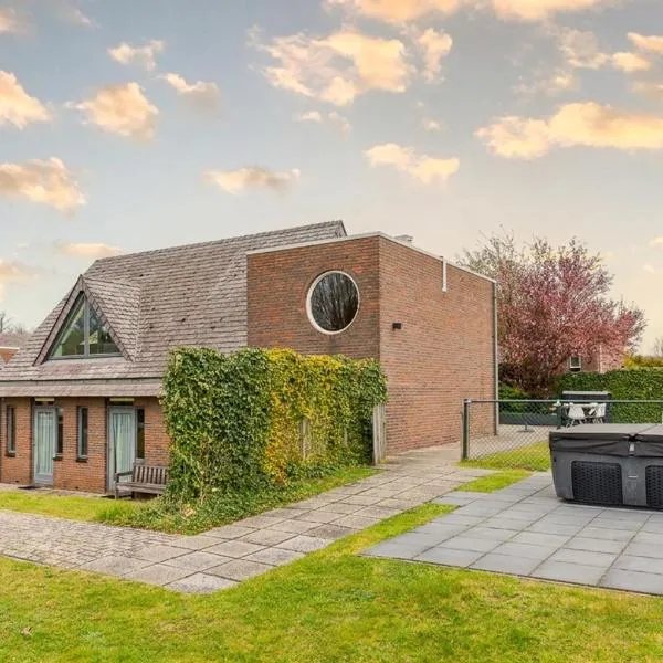 Rijs में, होटल Spacious villa in Rijs near IJsselmeer and forest