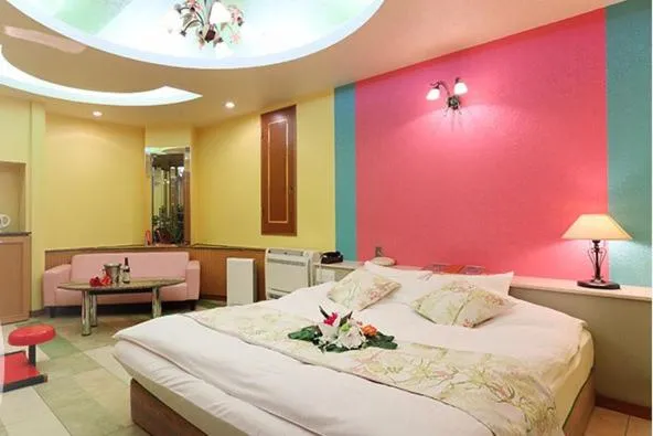 2in1福山店大人専用, hotel di Fukuyama
