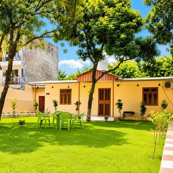 A2 Villa by JMD - Peaceful Stay Near Expo Mart, hotel in Greater Noida