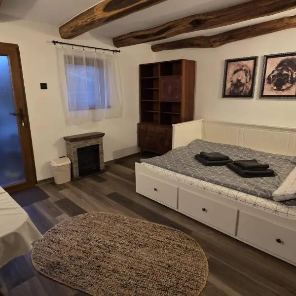 The Nest Room, hotel en Bontida