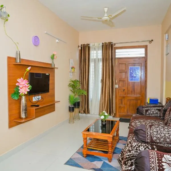 2BHK Flat by SR Renton Comfort Homestay Mysore @ Vijayanagar 2nd stage Mysore, hotel di Mysore