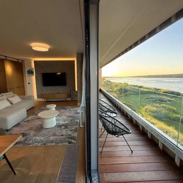 Apartament Premium View w Riva Zegrze, Jezioro Zegrzyńskie, hotel a Zegrze Południowe