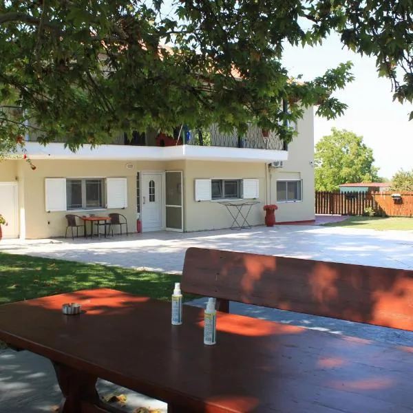 Apartments to nature A, hotel din Ámmos