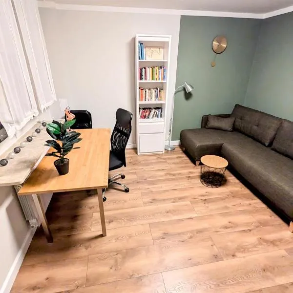 Viesnīca Cozy 2rm Apartment with 2xWorkspace Varšavā