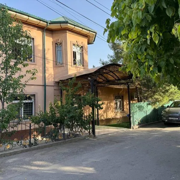 MAYA Family Guest House Tashkent, Hotel in Toshkent-Passajir Bekati