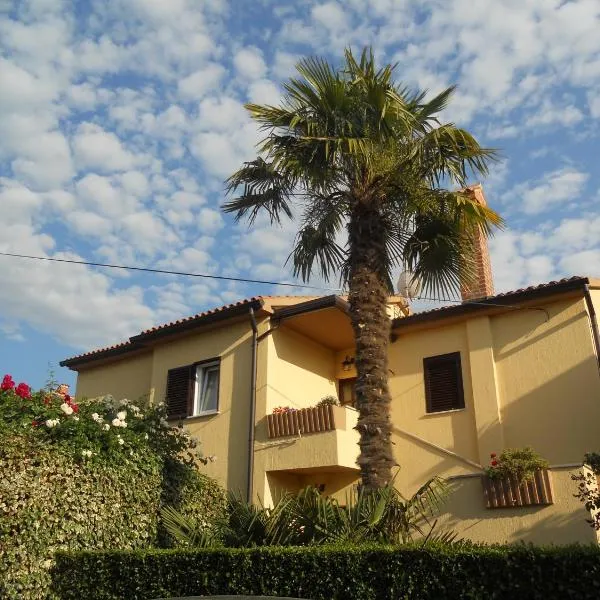 Apartments Mirella, hotel v destinaci Novigrad – Istrie