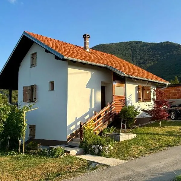 Dedina Klet - Vineyard Cottage with Mountain View, ξενοδοχείο σε Prigorec