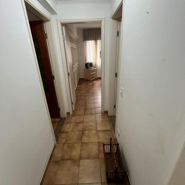 Apto ótima localização Pitangueiras
